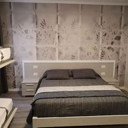 Tra I Castelli Couette-café