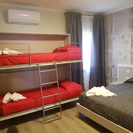 Tra I Castelli Couette-café