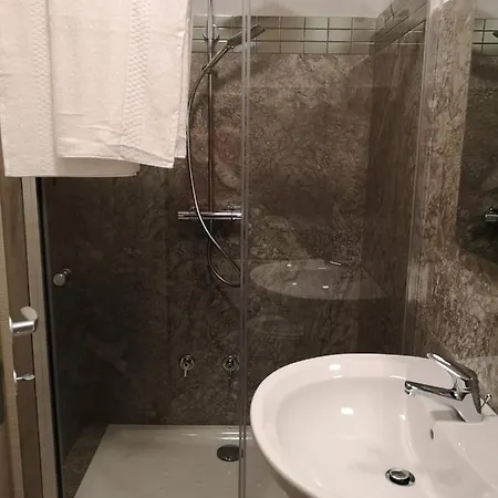 Tra I Castelli Oda ve Kahvaltı