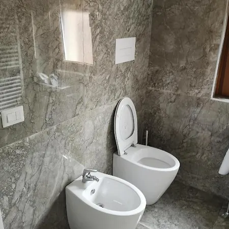 Tra I Castelli Couette-café Filiano