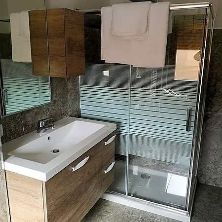 Tra I Castelli Oda ve Kahvaltı