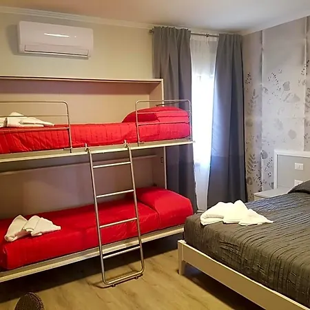 Oda ve Kahvaltı Tra I Castelli 3*
