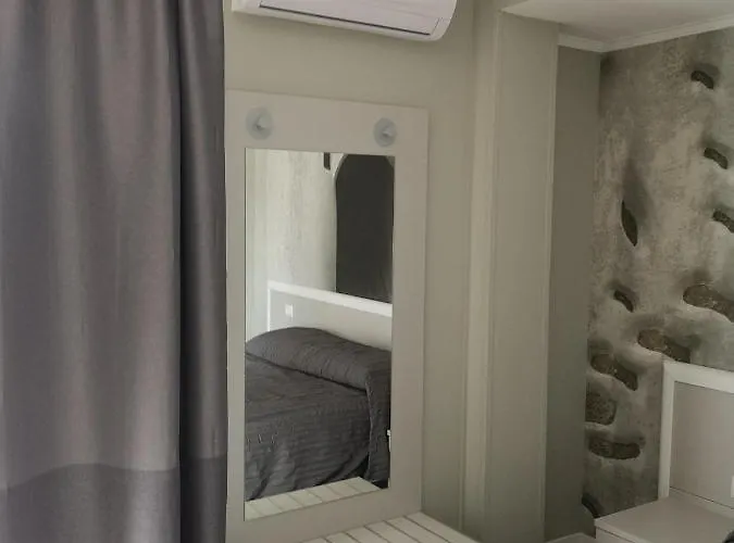 Tra I Castelli Bed & Breakfast 3*